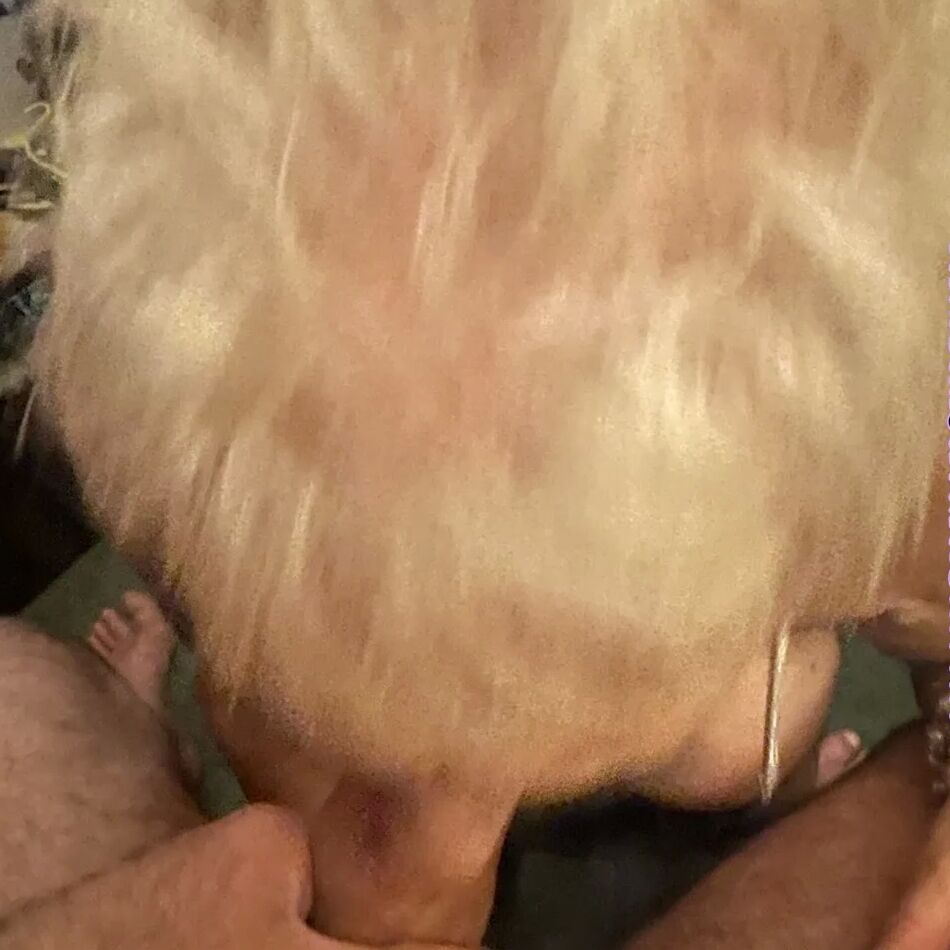 20 Pics STEP MOM SHIRLEY  CRAVES YOUNG COCK