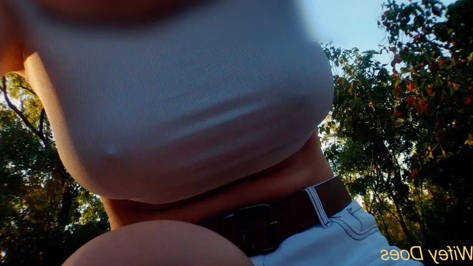 13 Pics Wifey flashes her tits on the bike