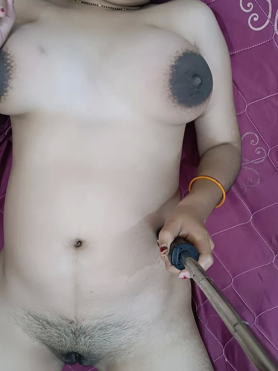 5 Pics Indian aunty Chut massage Desi aunty