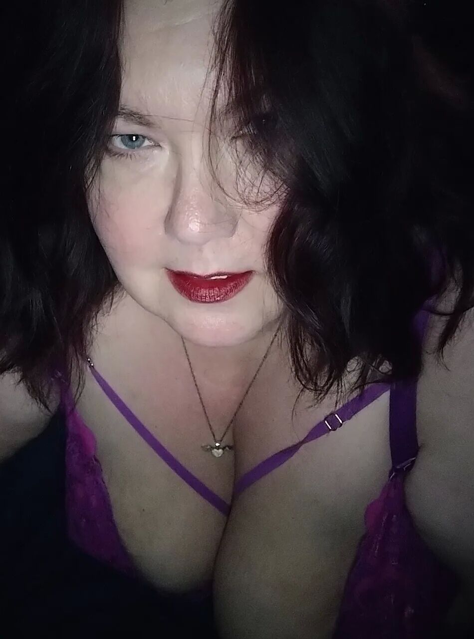 9 Pics Ready to be used!