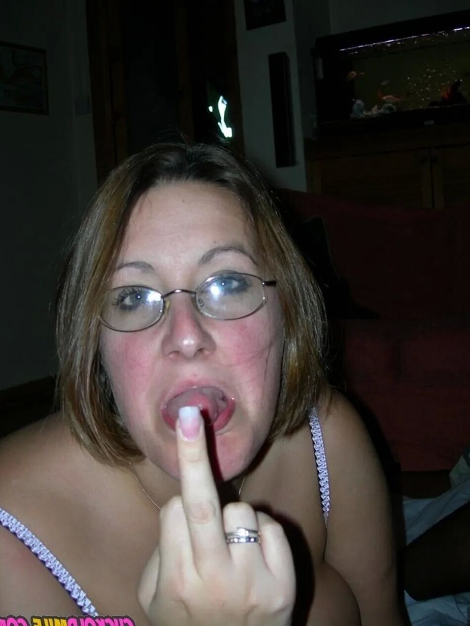 9 Pics Cuckold MILF and her BBC bull