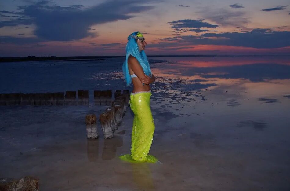20 Pics Elton's Night on salty pier