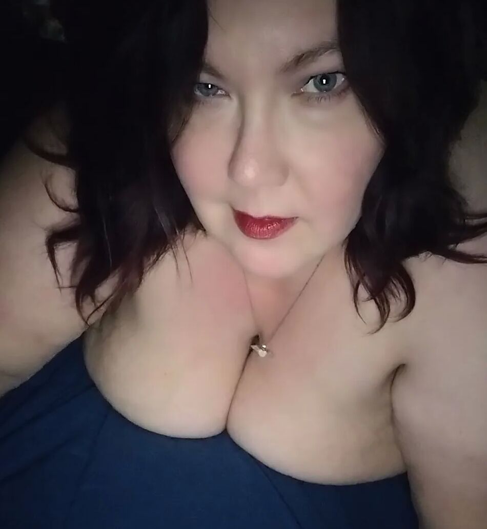 9 Pics Ready to be used!