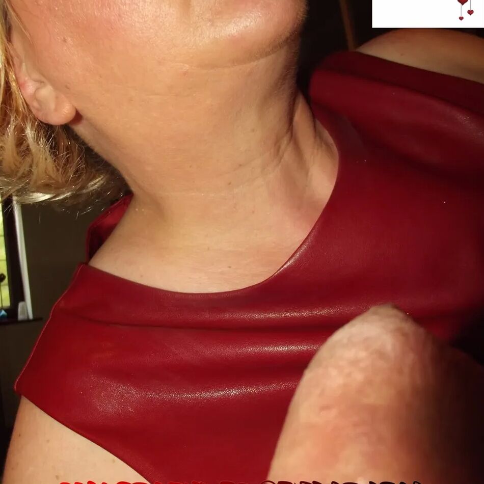 20 Pics SHIRLEY SLUT 695