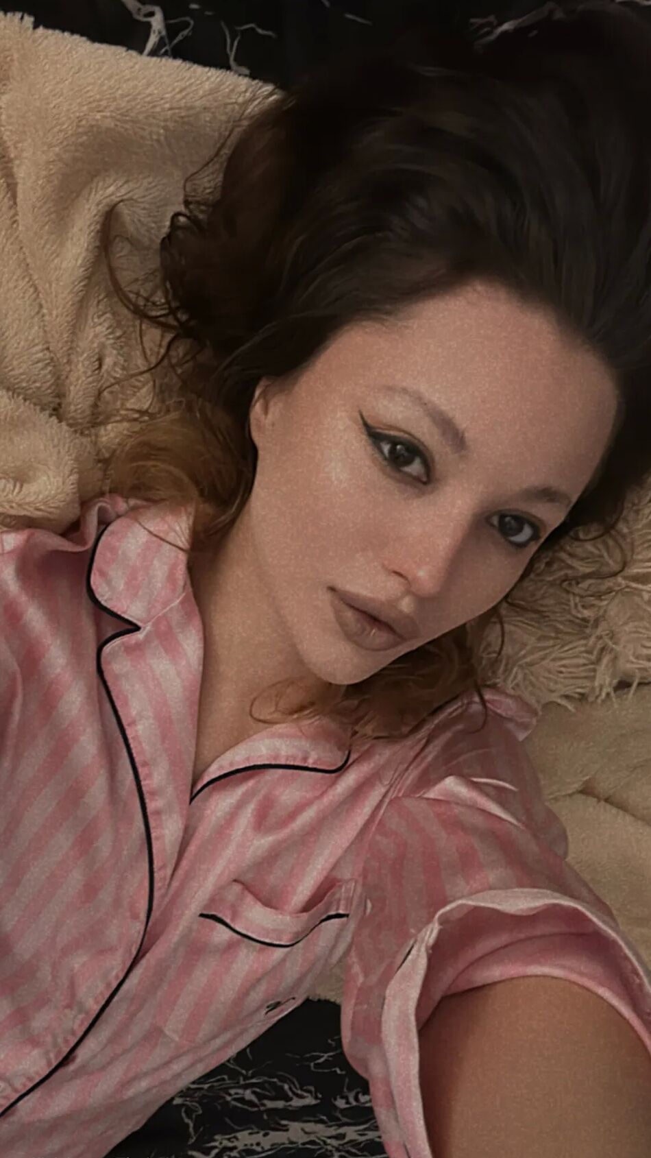 9 Pics Lili Free Photos