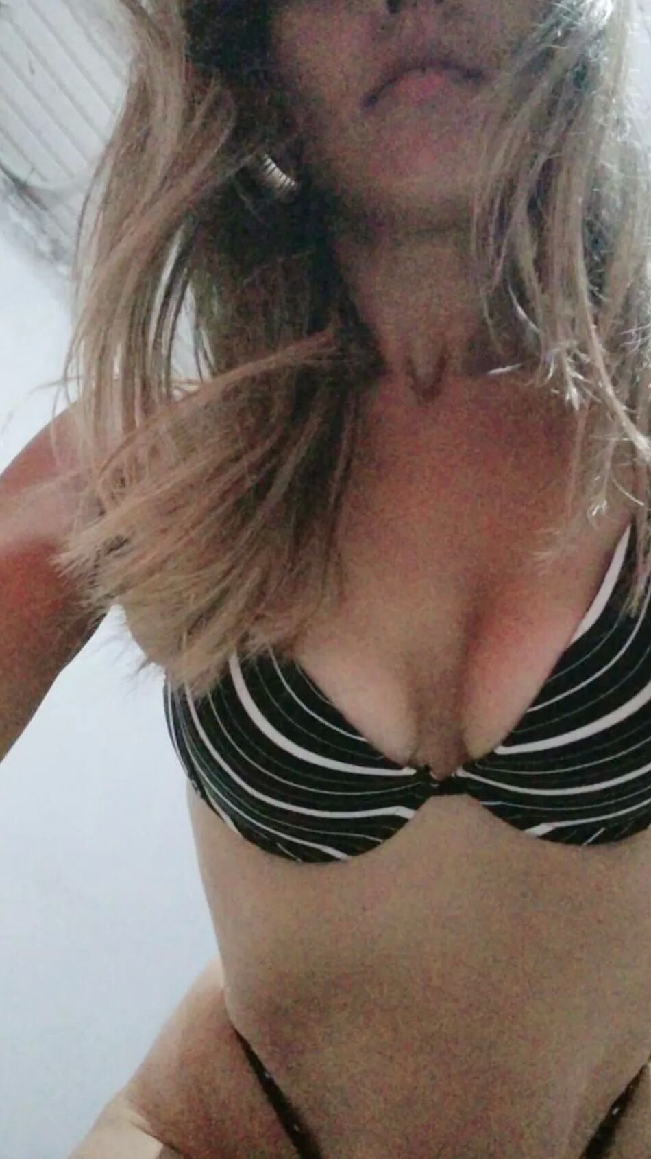 9 Pics Selfies