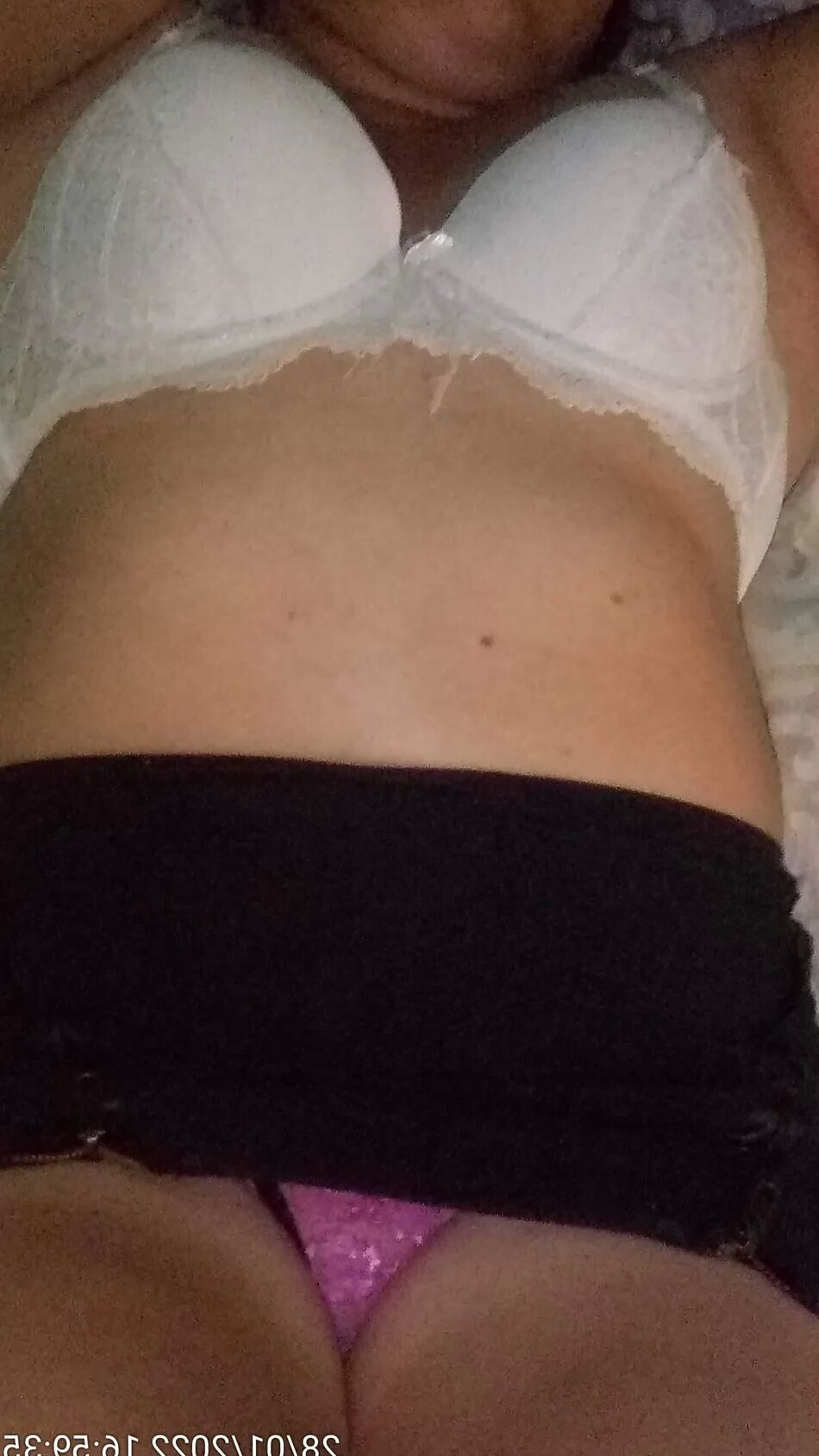 5 Pics Pack 10: con tanga abierta y leche