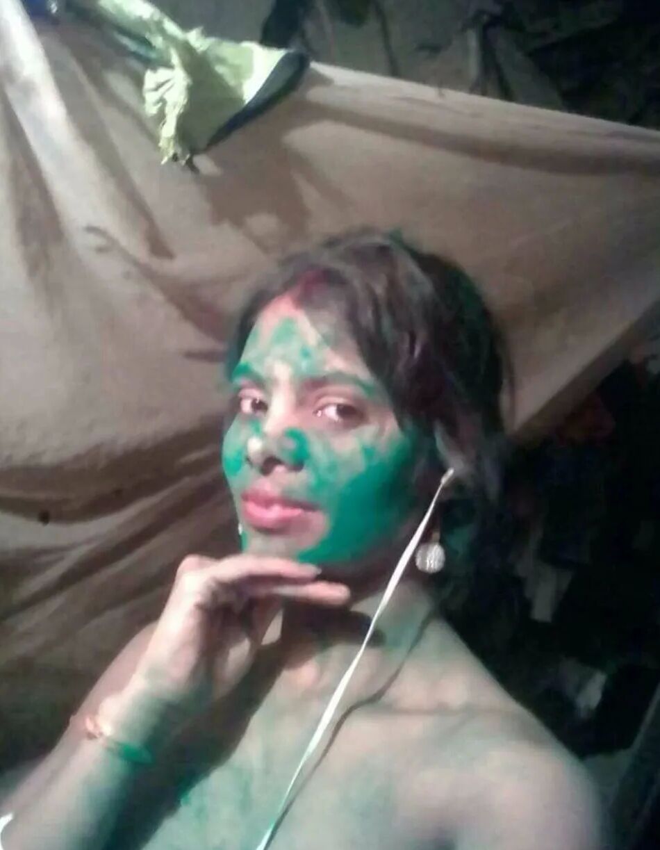 5 Pics Holi photo my sexi wife