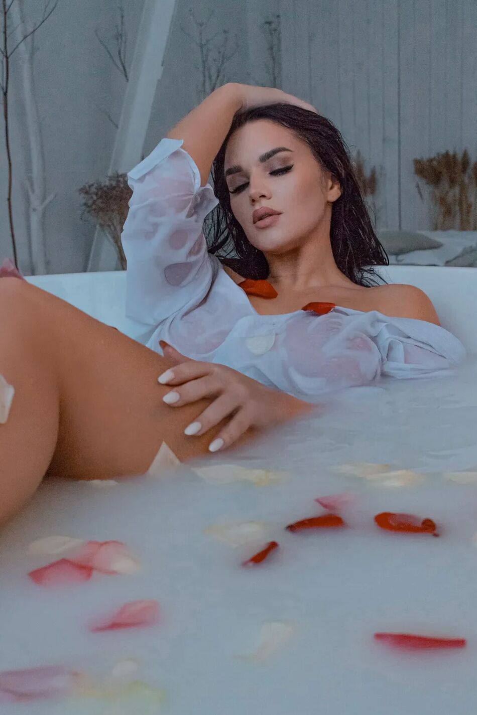 5 Pics So hot