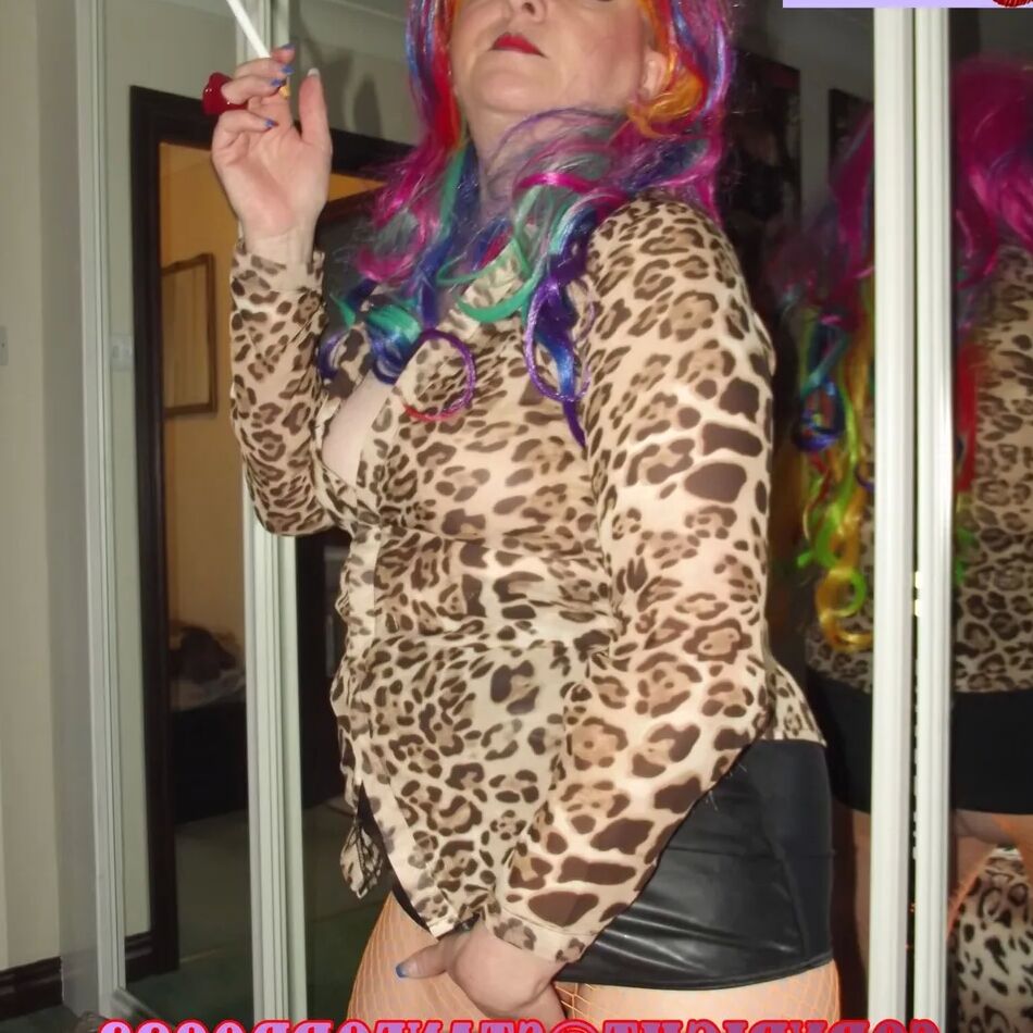 20 Pics SHIRLEY SLUT 734