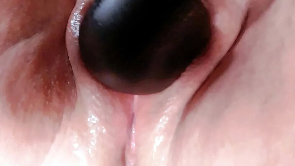 20 Pics All Up in This Pussy Photoset