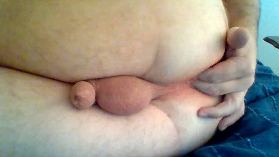 20 Pics like to jerk off my cock until the juice comes with dildo in