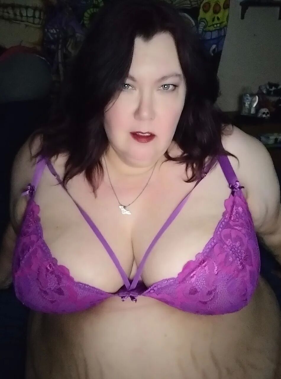 9 Pics Ready to be used!