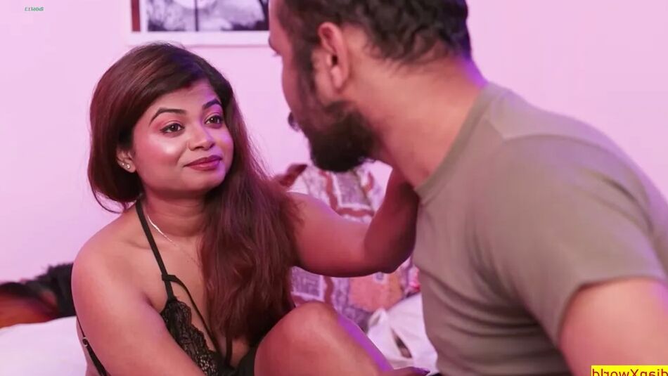 19 Pics New Hot Wife Sex with Husband Friend