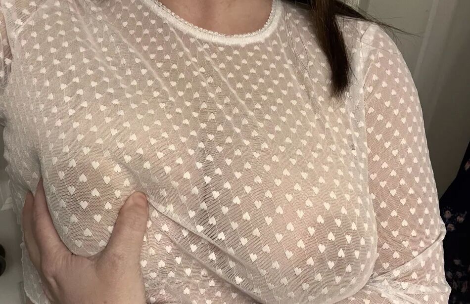 5 Pics New teasing tops