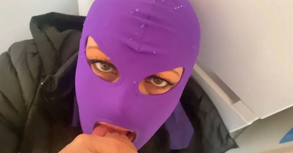 20 Pics i suck ur dick, u eat my pussy, deal?
