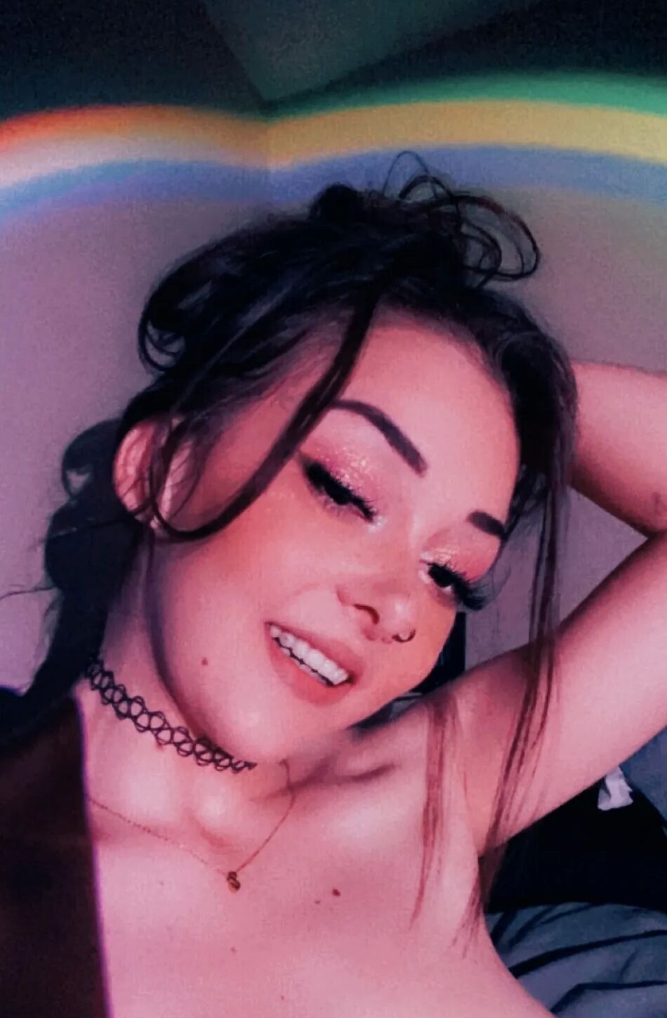 20 Pics CrybabyCari Under The Neons