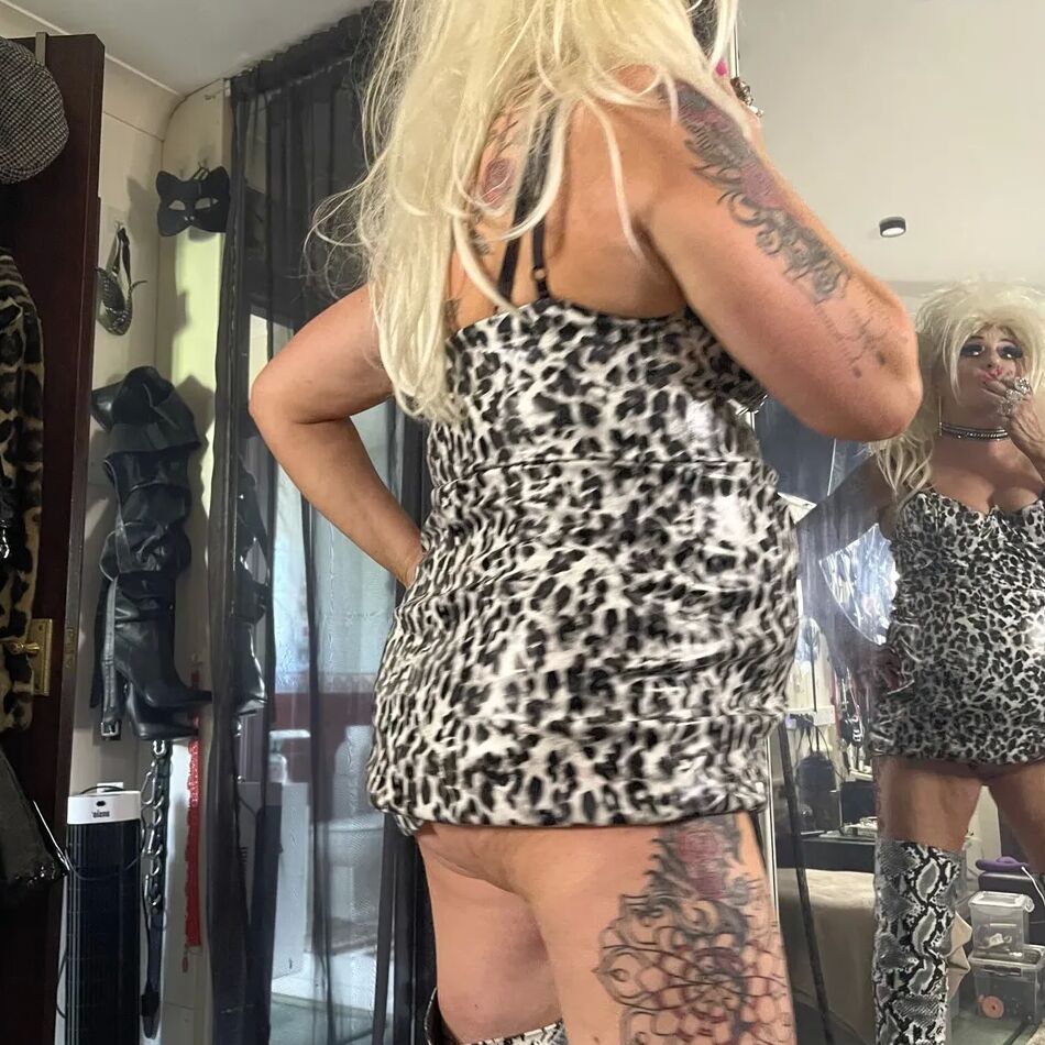 20 Pics HOME SLUT SHIRLEY