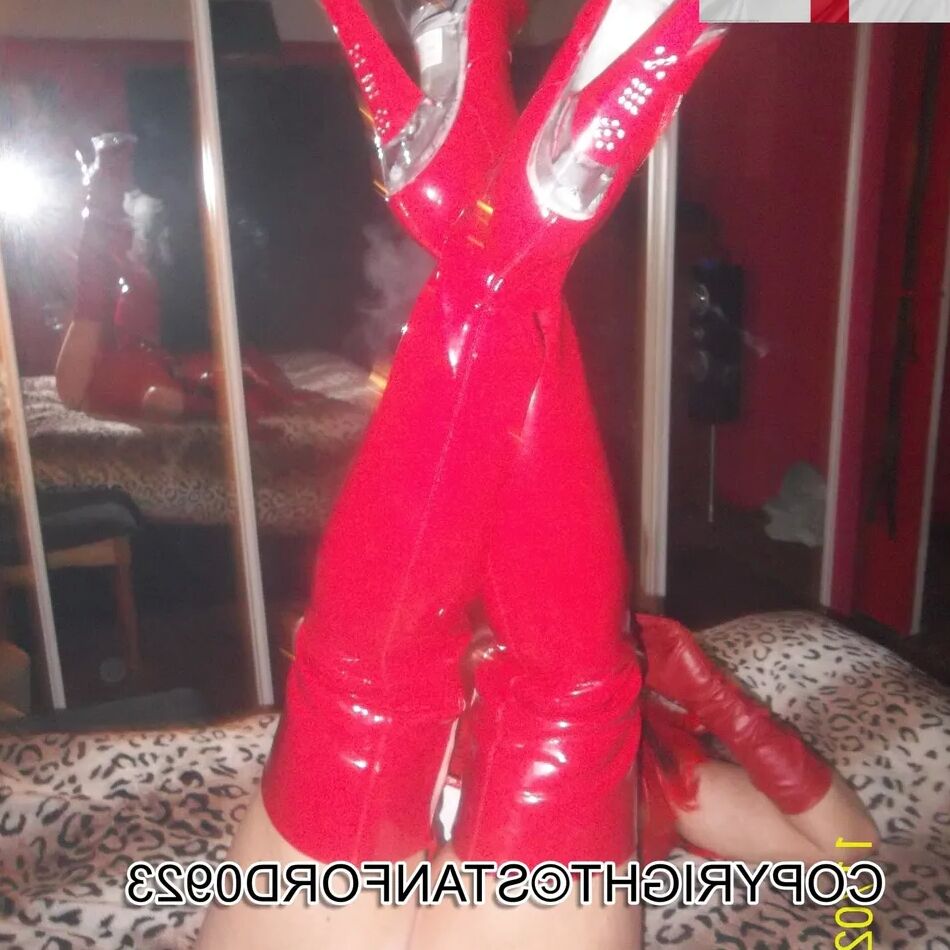 20 Pics SHIRLEY SLUT 667