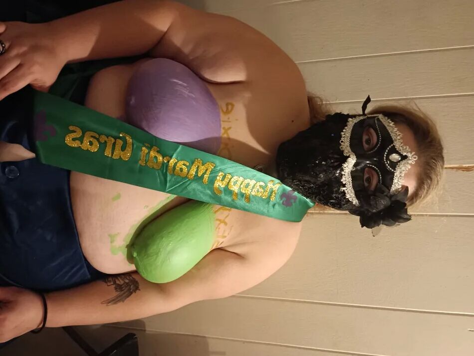 16 Pics Mardi gras time