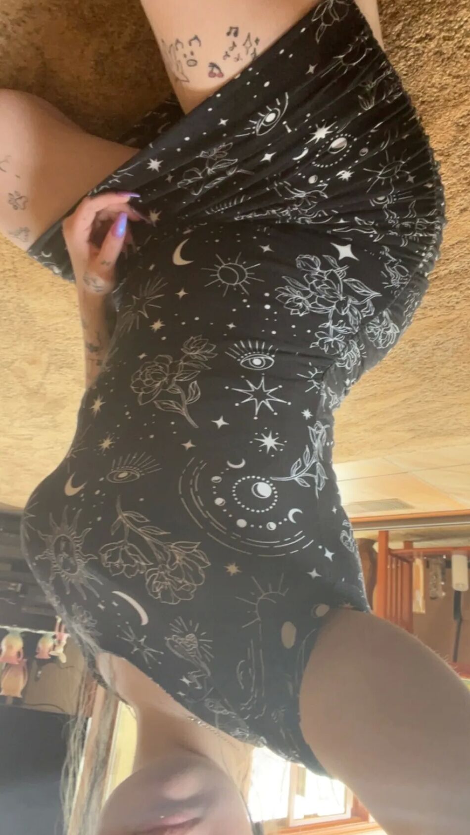 9 Pics Curvy teen girl
