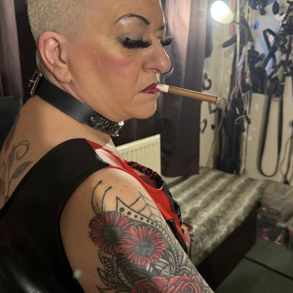 20 Pics BEG FOR YOUR FIRST FUCK SISSY SLUT