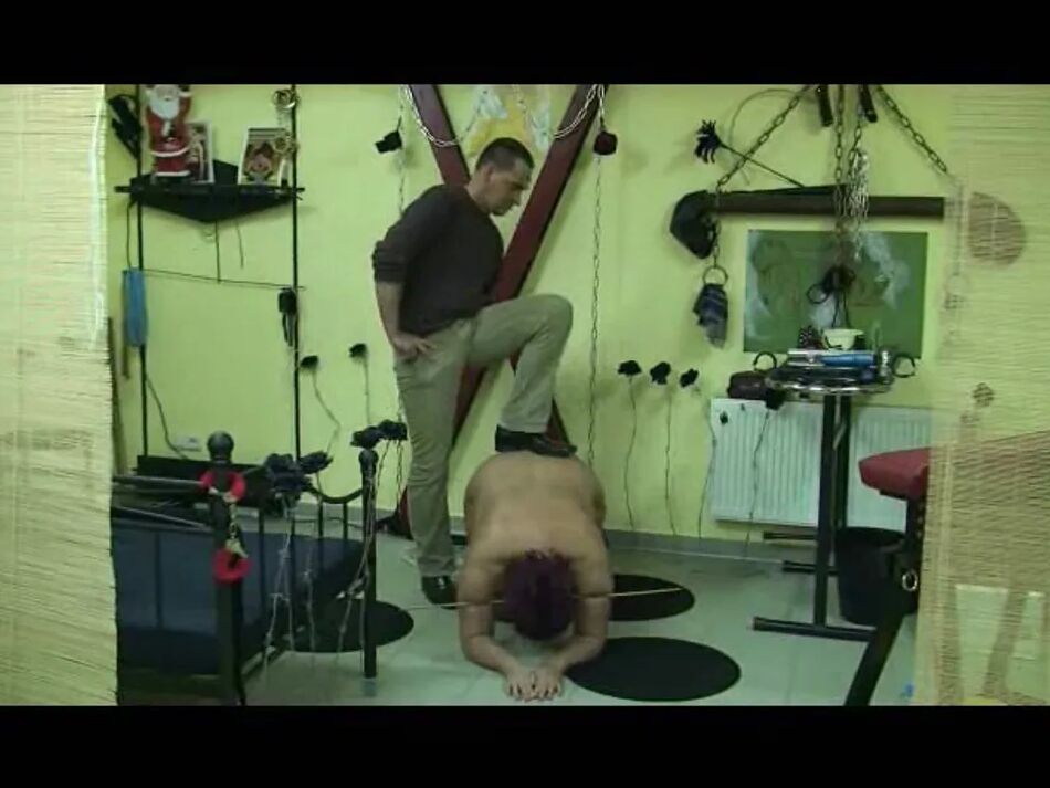 16 Pics BDSM action, wrapped in foil and spanked