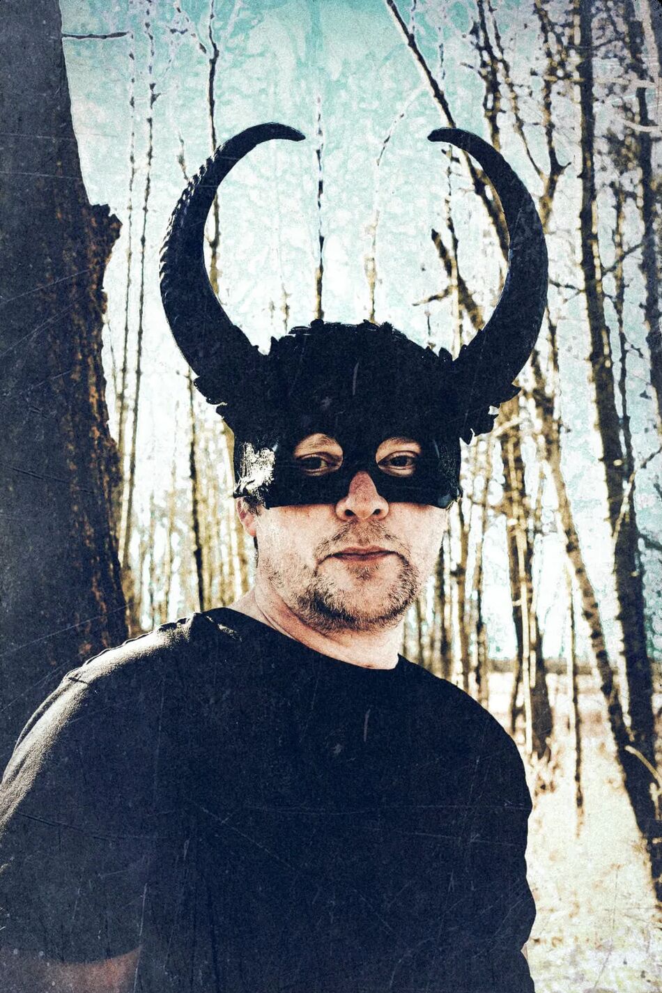 17 Pics In The Woods