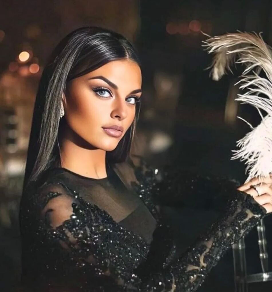 6 Pics Your number one Findom