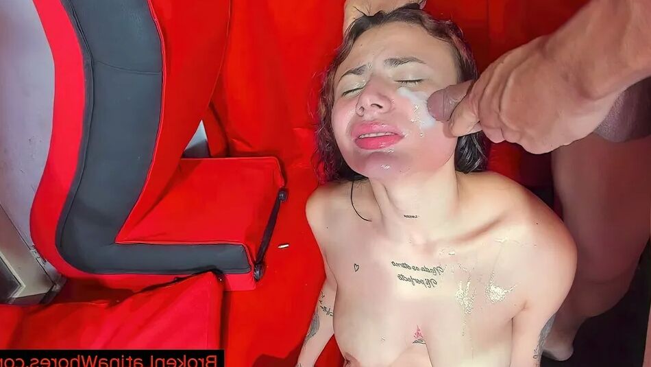 6 Pics Busty Teen Mom Valery Gets Pounded By Two Huge Cocks
