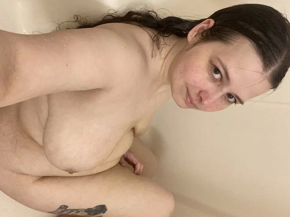 17 Pics Post Shower