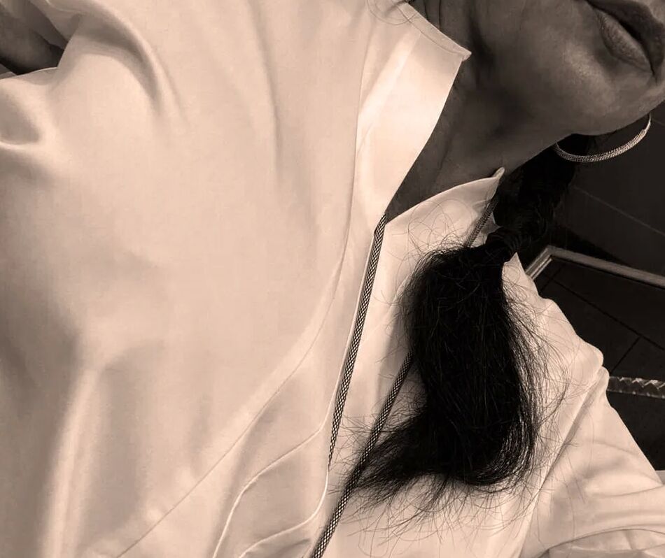 17 Pics Eva, the curvy MILF with 38E boobs from South Africa