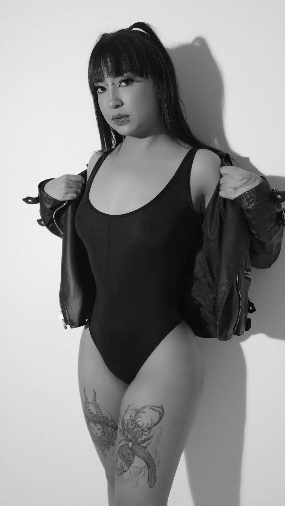 6 Pics black and white
