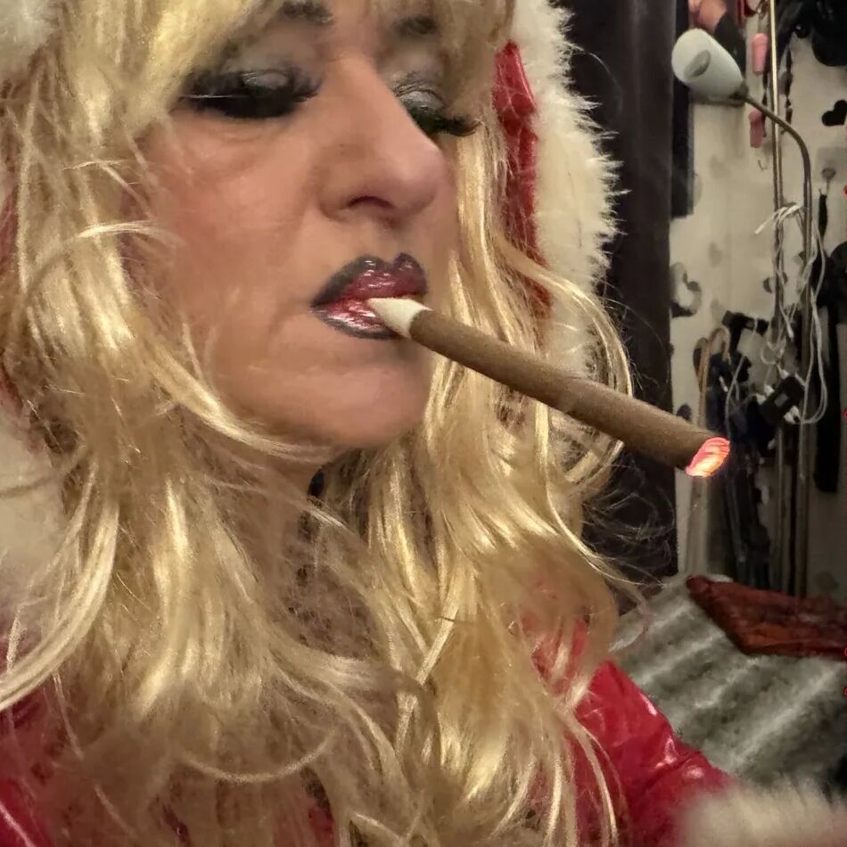 20 Pics MERRY CHRISTMAS TO ALL MY FANS LOVE SHIRLEY