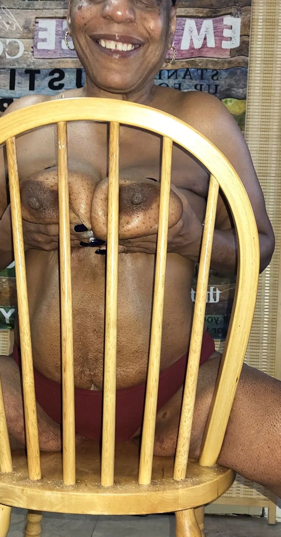 8 Pics Tits in a chair