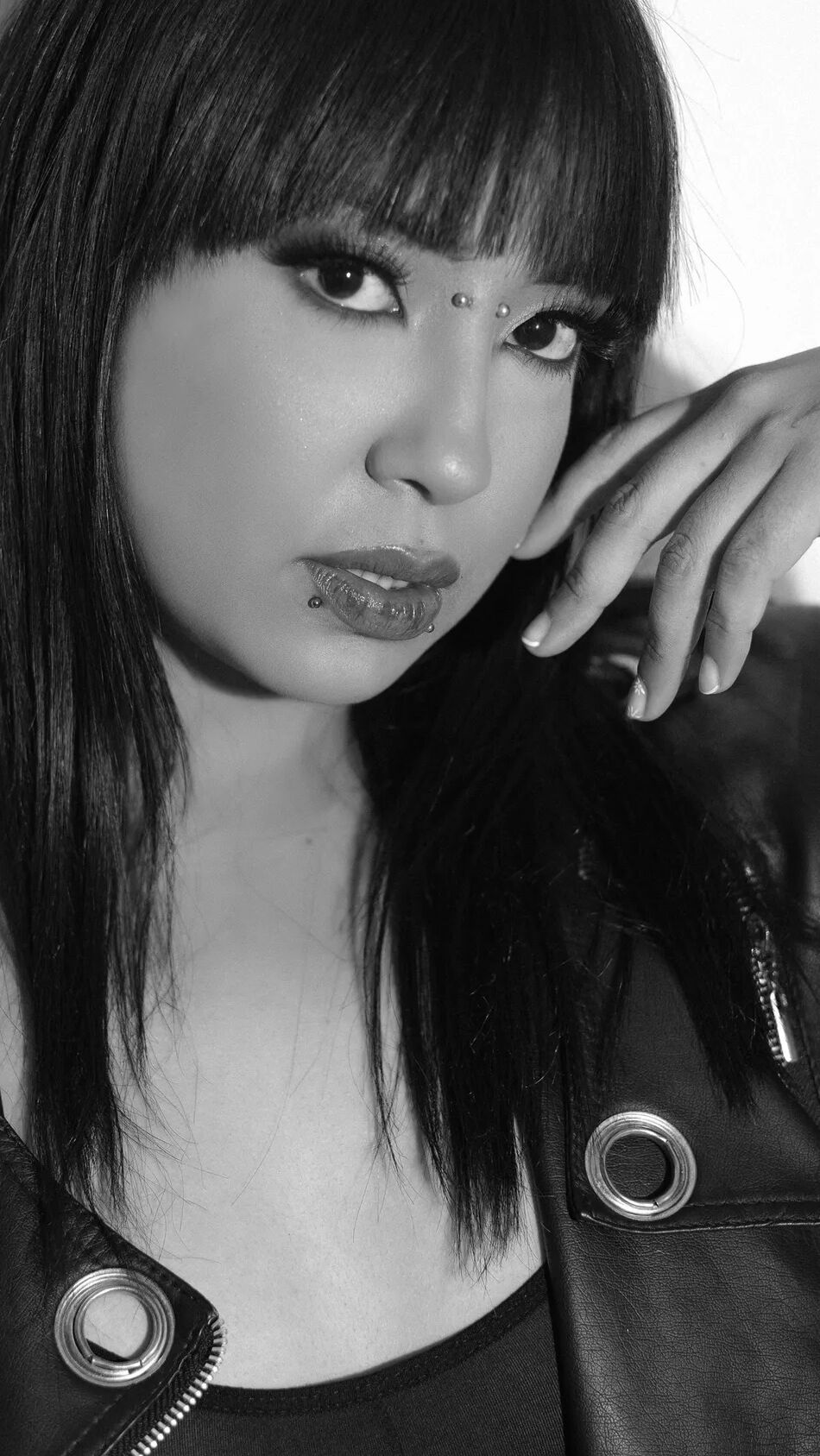 6 Pics black and white