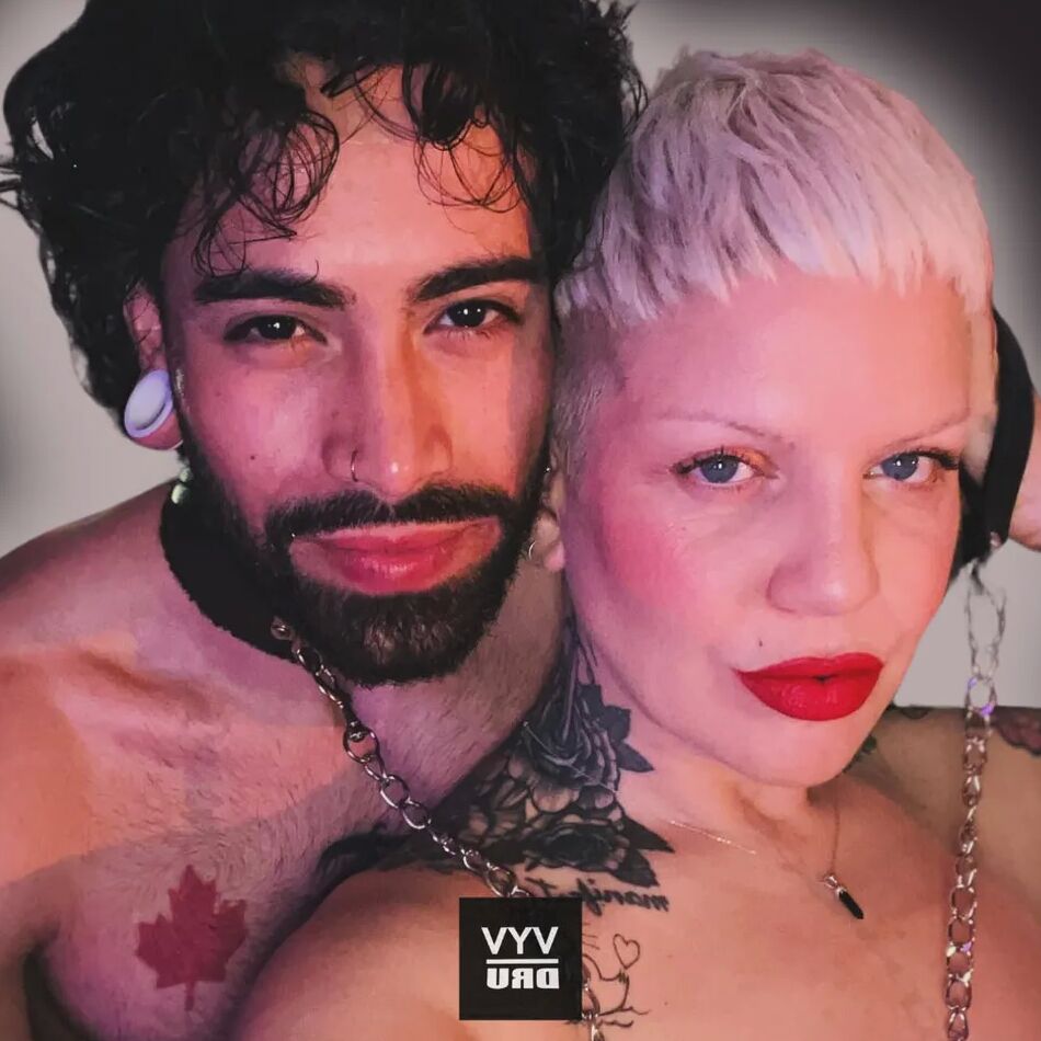 10 Pics THE LADY VYV + DRU WINTERZ
