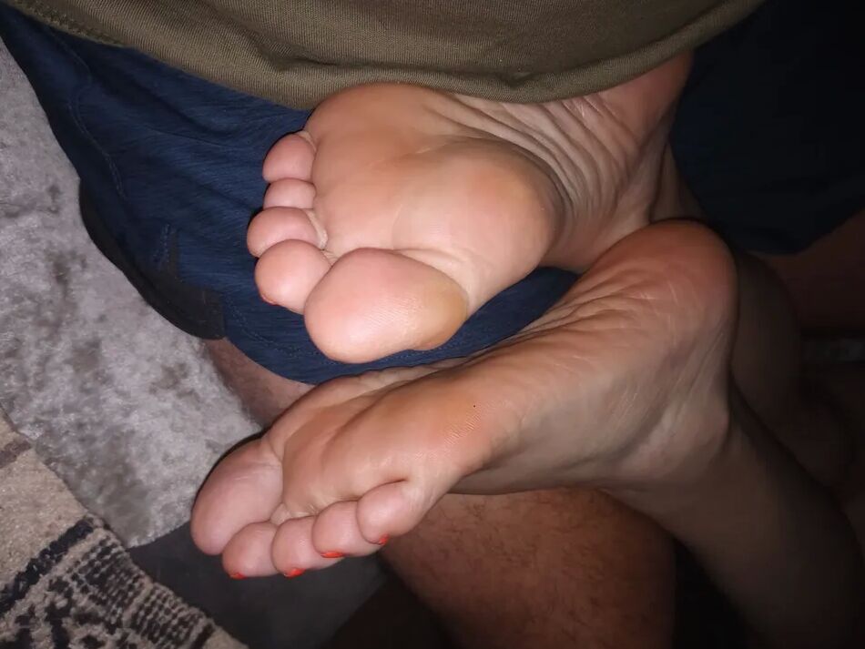 13 Pics Candy Toes