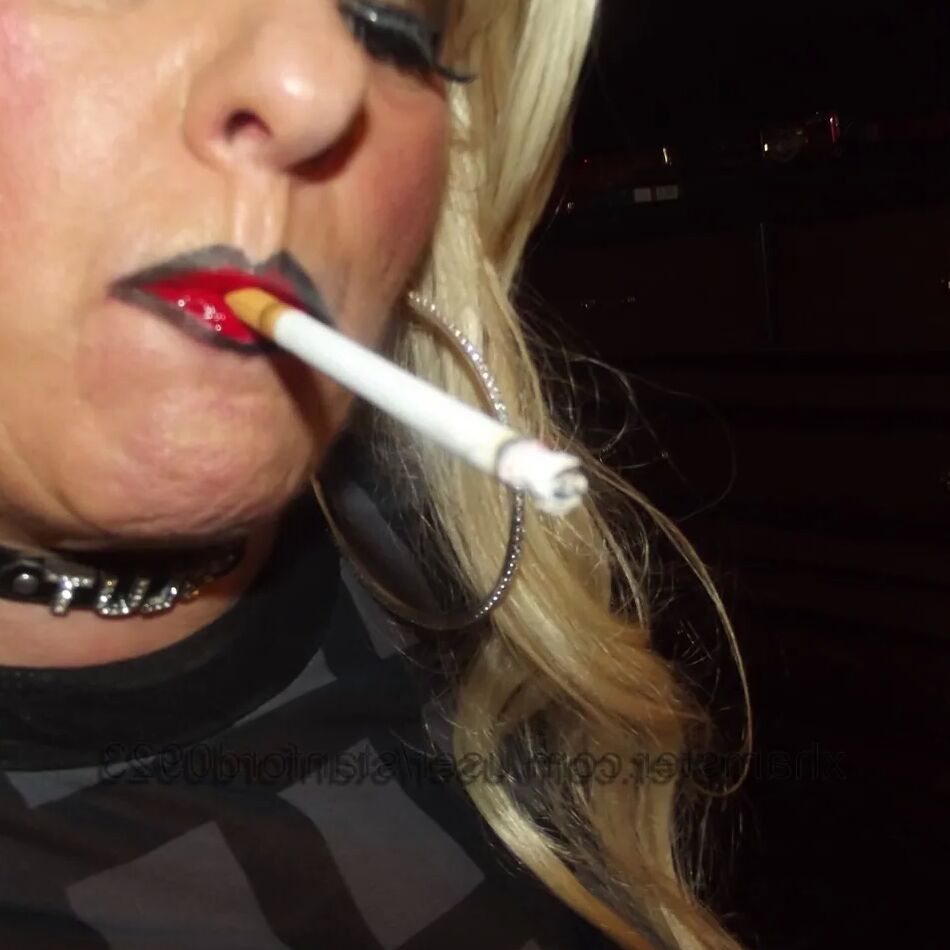 20 Pics SHIRLEY SLUT 656