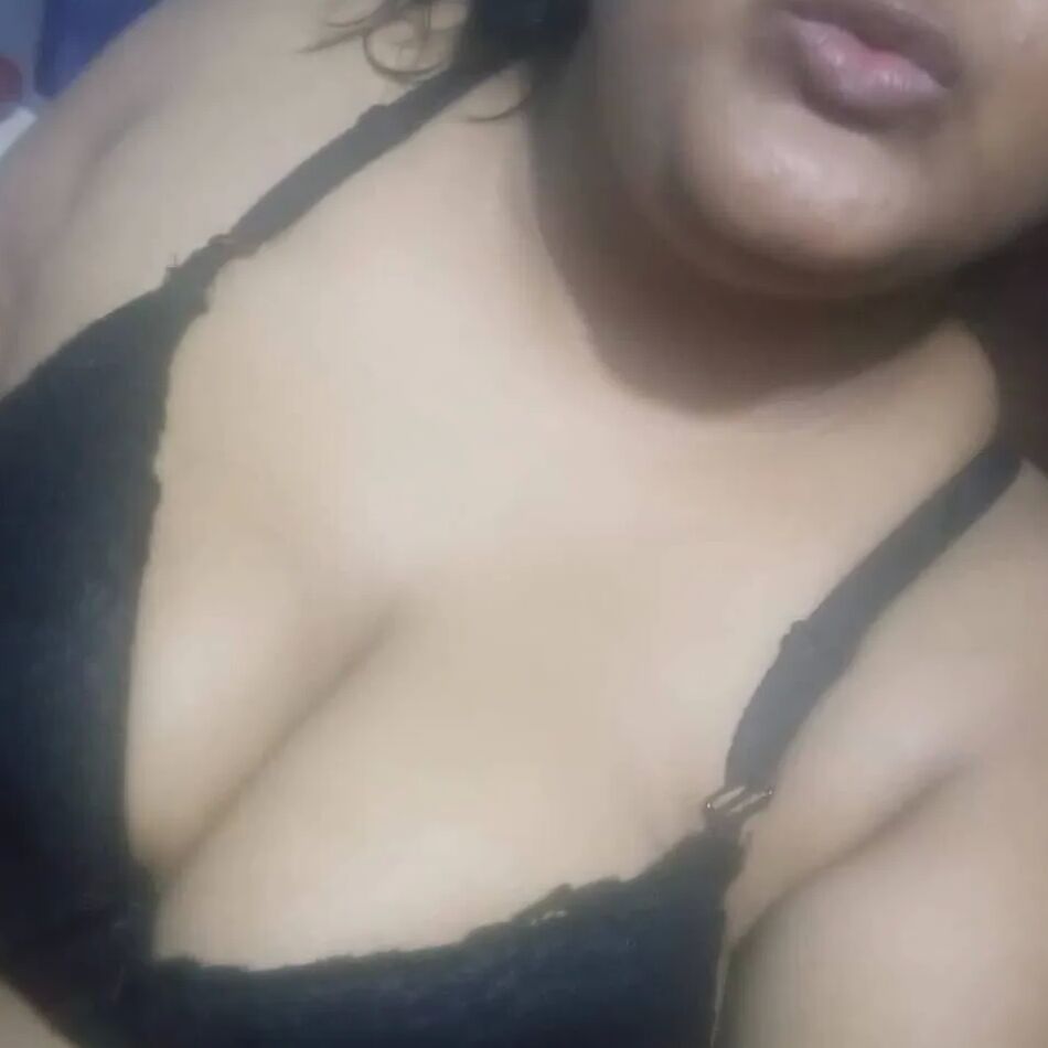 17 Pics just me