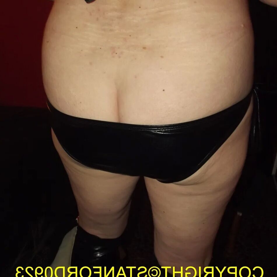 20 Pics SHIRLEY SLUT 797