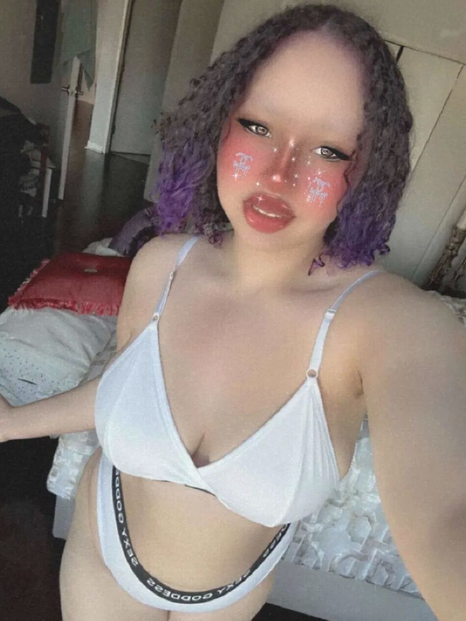 6 Pics Big Titty Egirl Aamira Ardalan