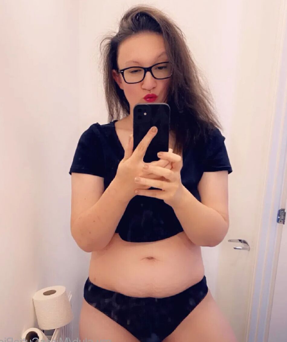 16 Pics MisssCutiePie Free Photos