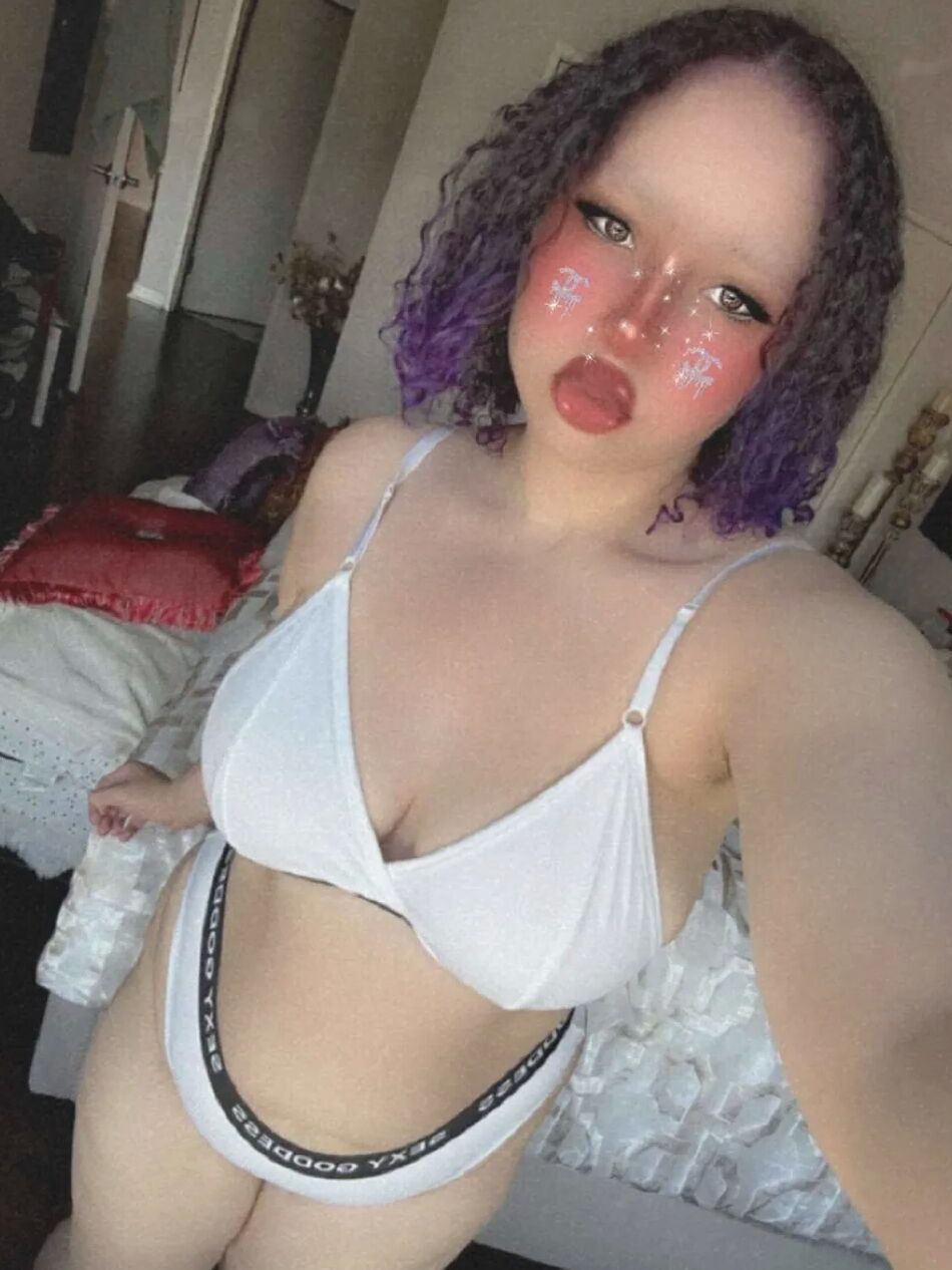 6 Pics Big Titty Egirl Aamira Ardalan