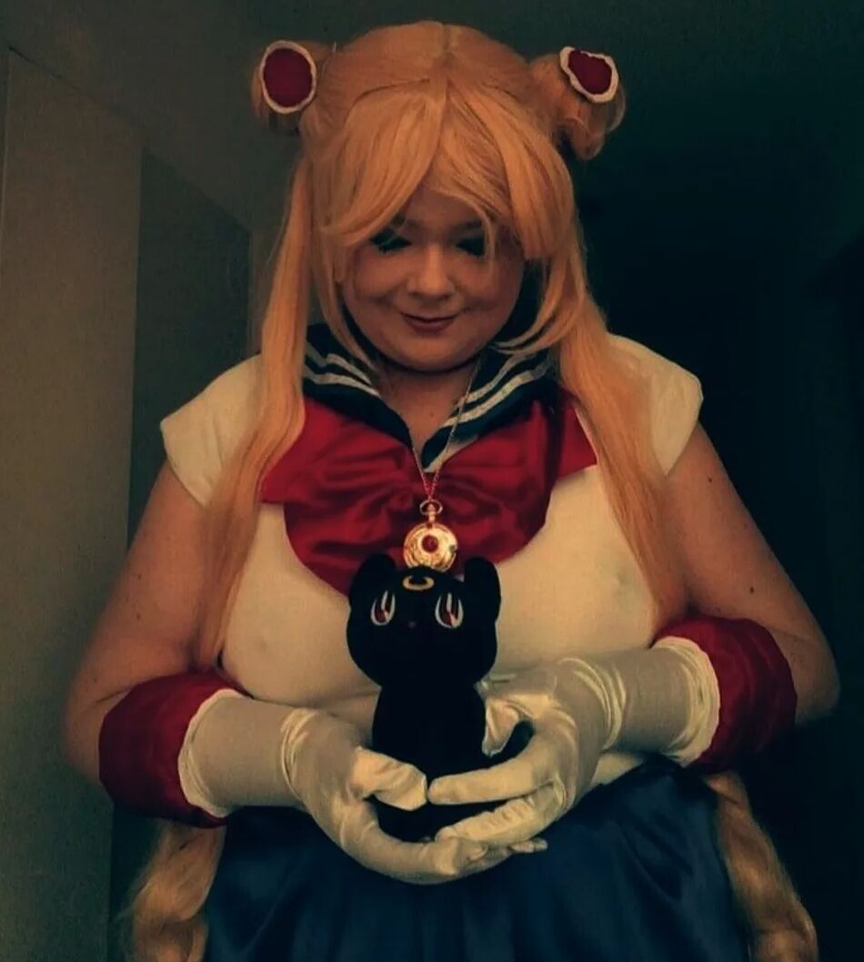 9 Pics Deine cosplay Schlampe
