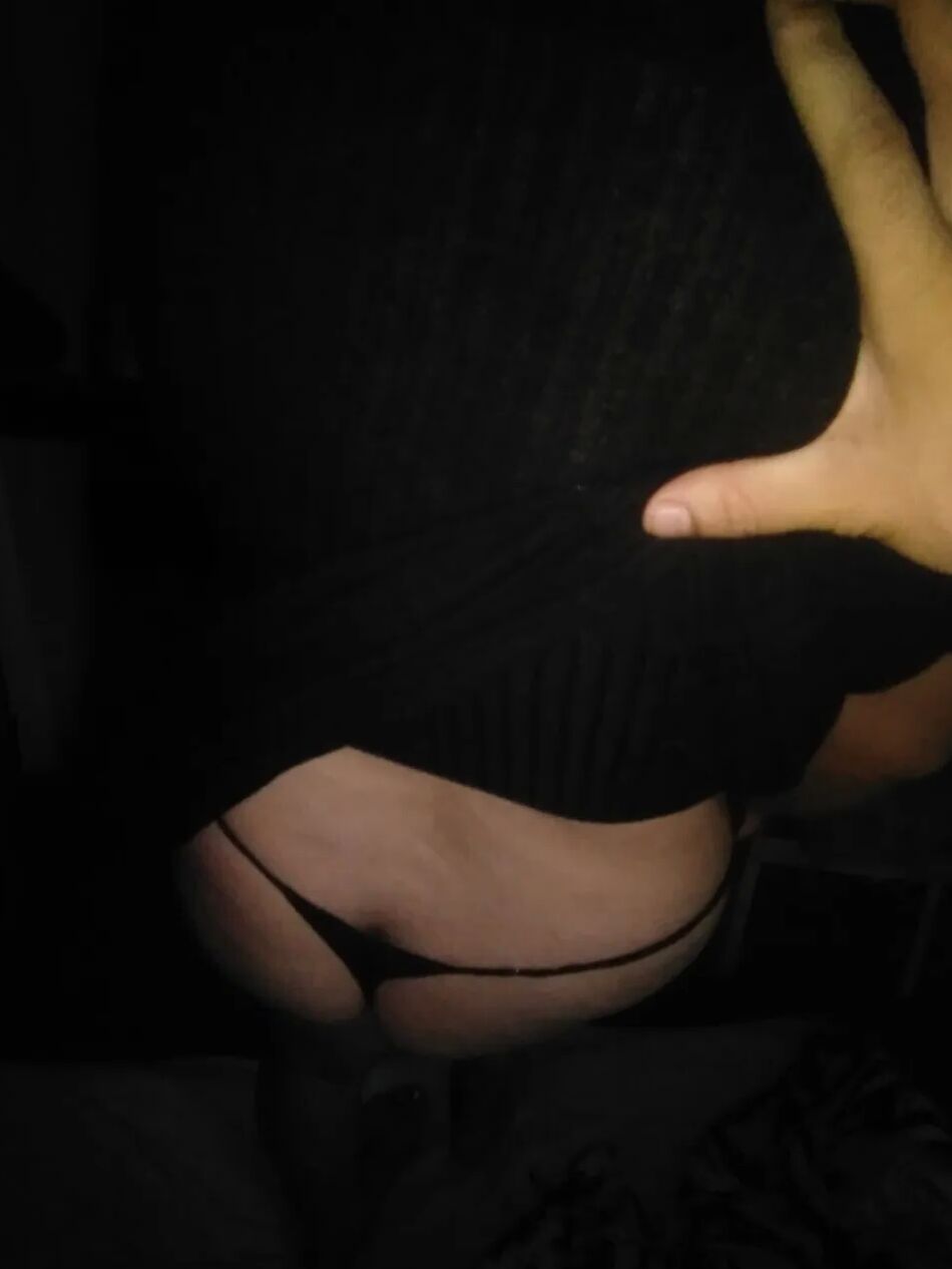 20 Pics Pack 26: vestido corto  muestra el culo, creampie