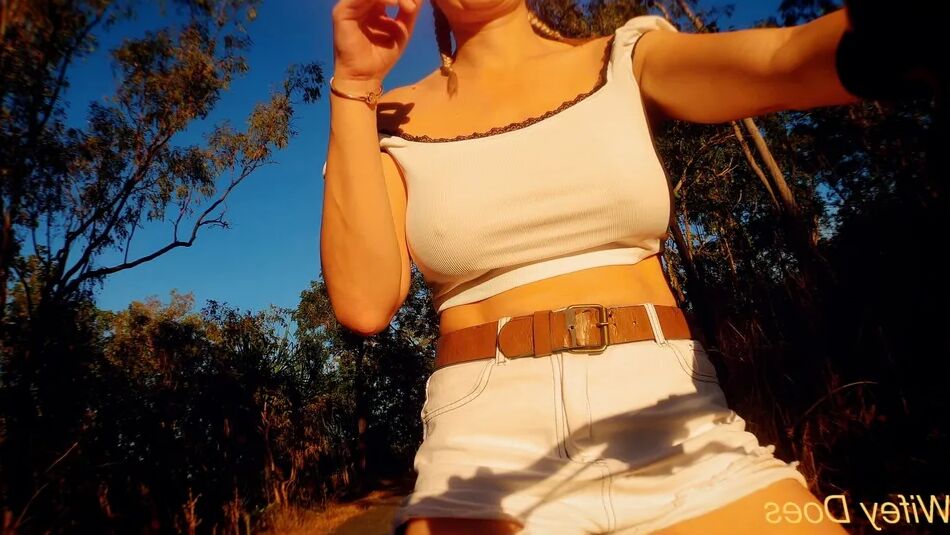 13 Pics Wifey flashes her tits on the bike