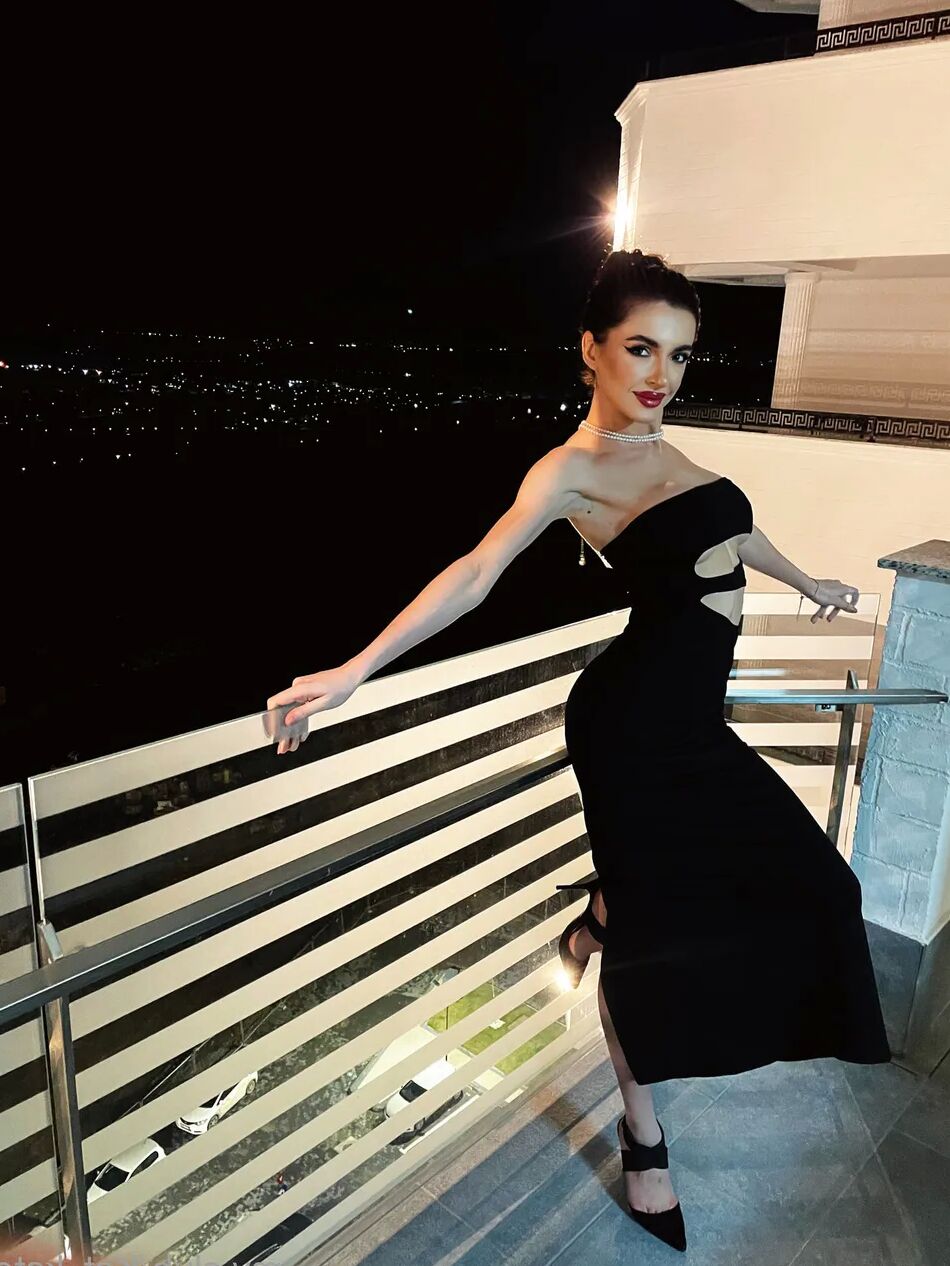 20 Pics Kat Kate  Free Photos