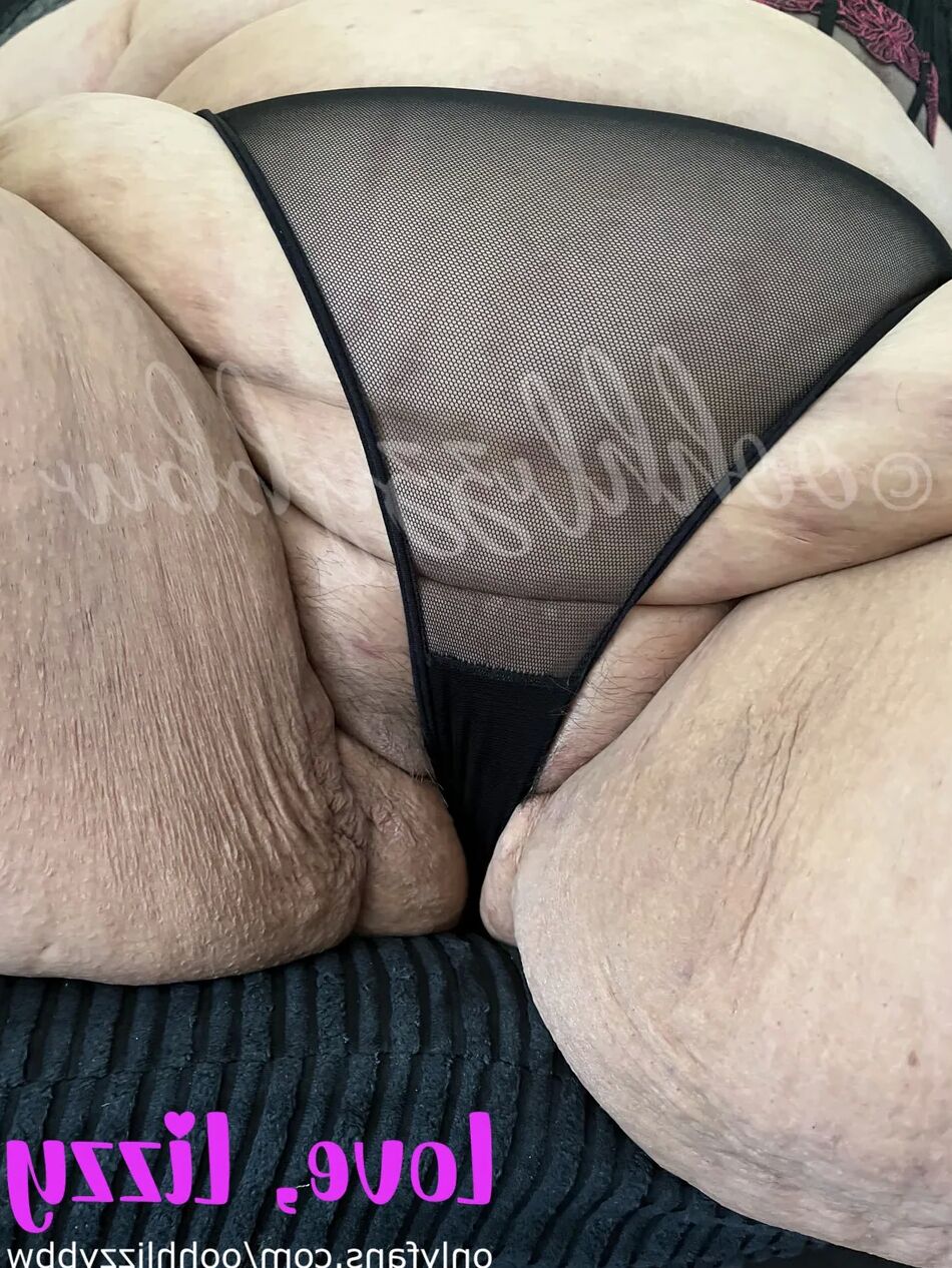9 Pics More of OohhLizzyBBW