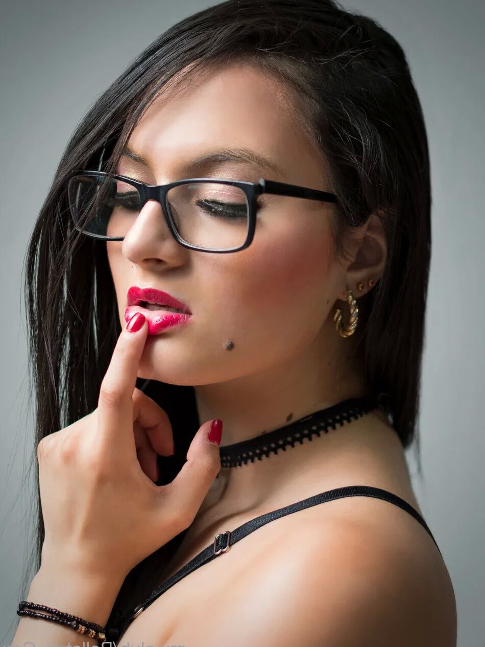 18 Pics Bella Free Photos